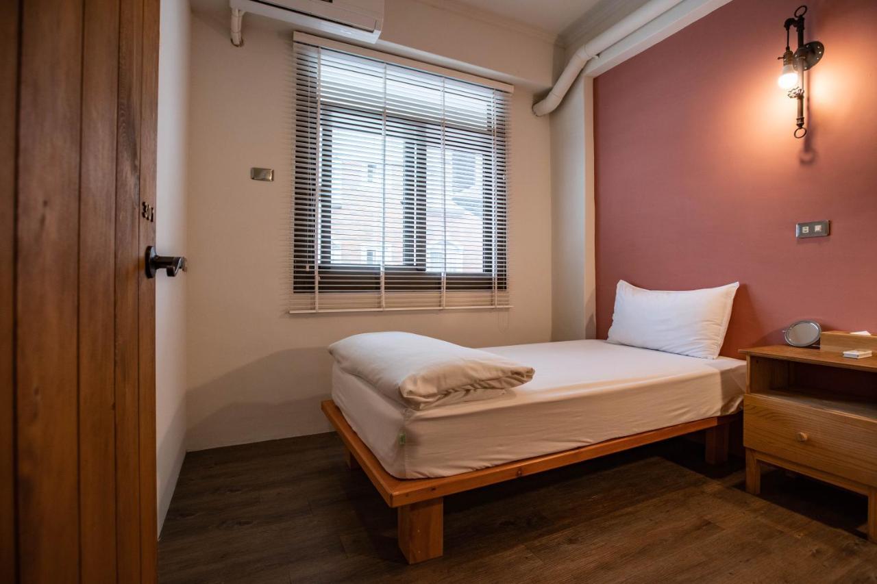 Cozy House Hostel Hualien City Exterior photo