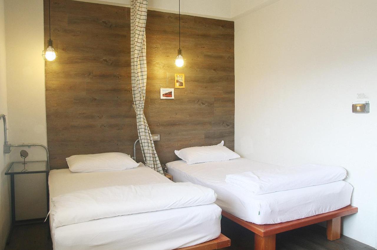 Cozy House Hostel Hualien City Exterior photo